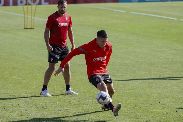 Fotos: Entrenamiento del Sporting (02-09-2022)