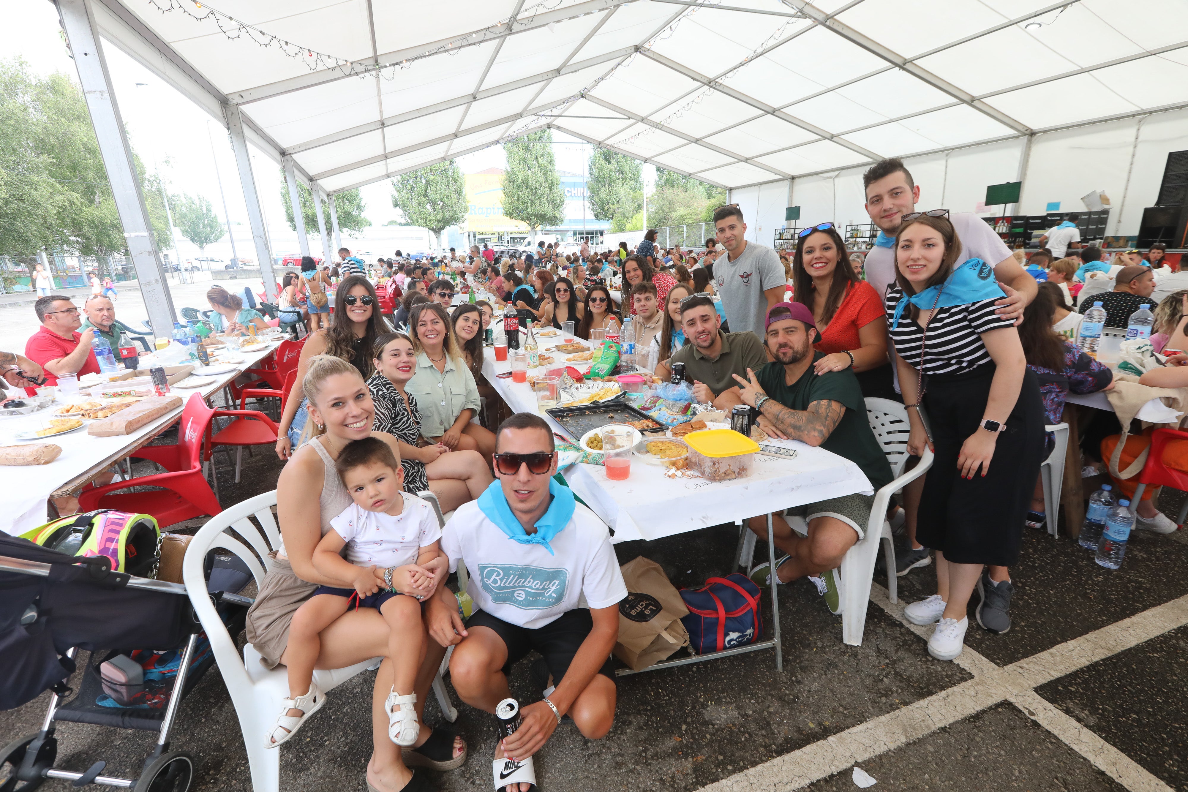 Fotos: Atracón festivo en las calles de Versalles