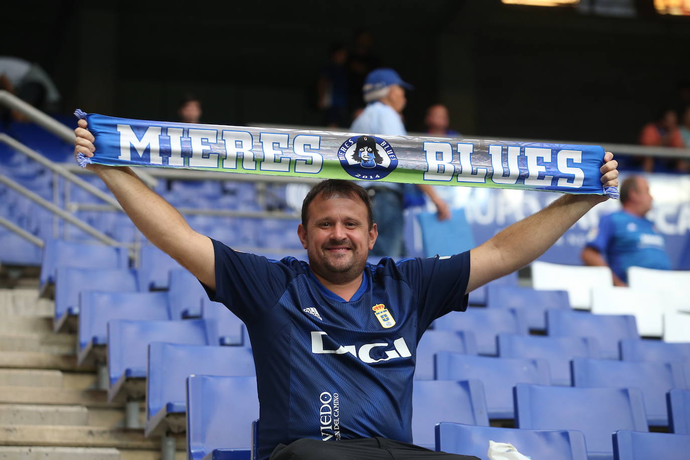 Fotos: ¿Estuviste en el Oviedo - Levante? ¡Búscate!