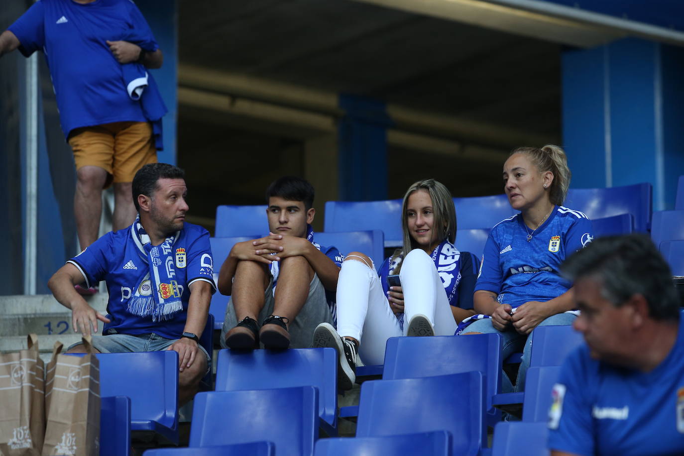 Fotos: ¿Estuviste en el Oviedo - Levante? ¡Búscate!