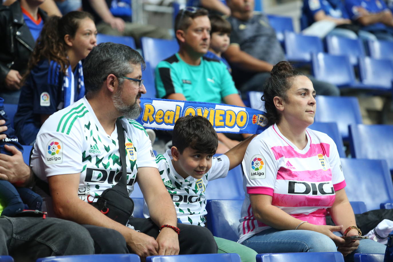 Fotos: ¿Estuviste en el Oviedo - Levante? ¡Búscate!