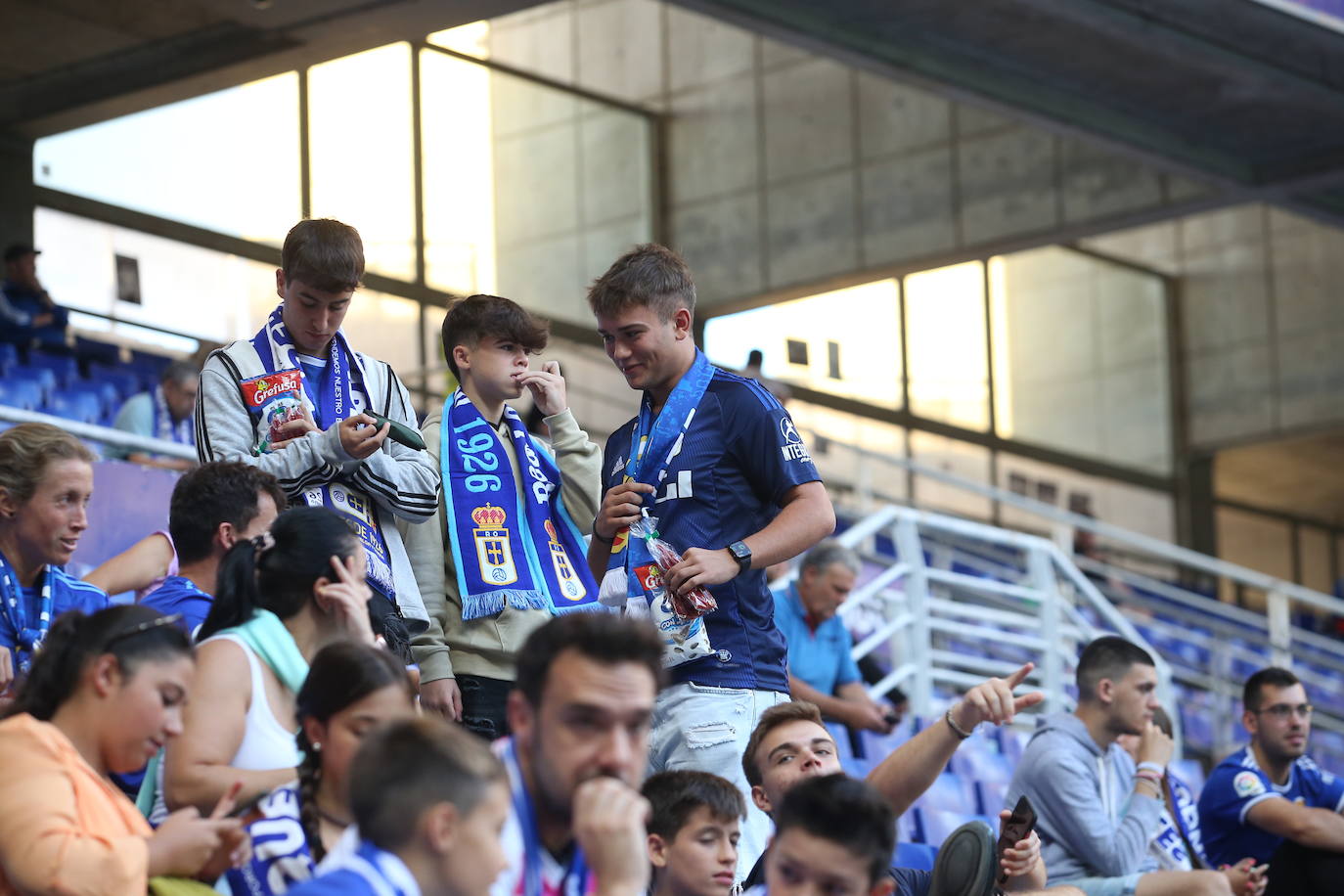 Fotos: ¿Estuviste en el Oviedo - Levante? ¡Búscate!