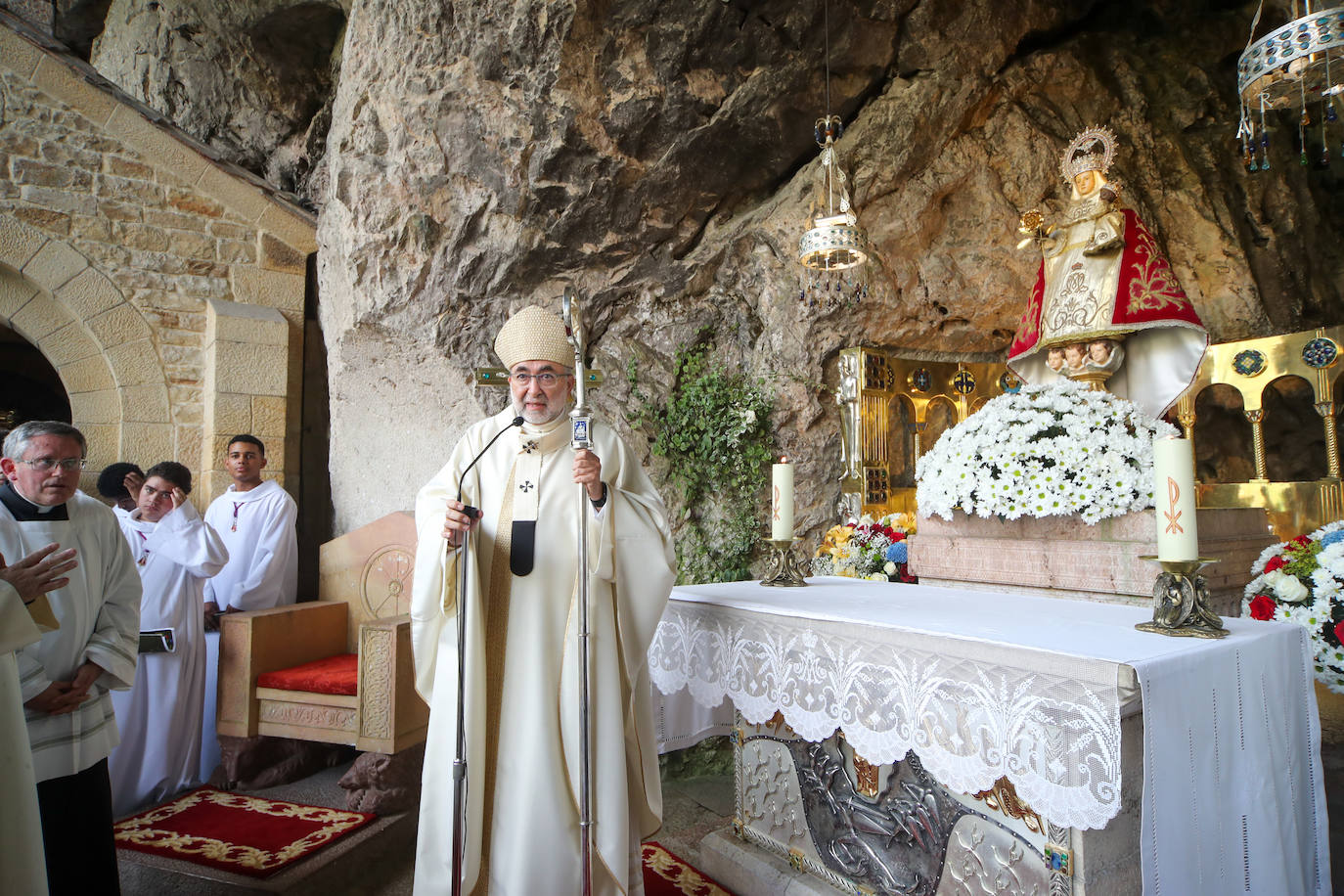 Fotos: Tradición en un reivindicativo Día de Asturias en Covadonga