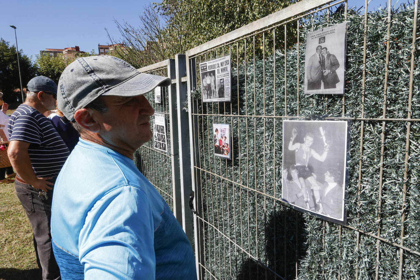 Fotos: Avilés salda su deuda con Dacal, «gran leyenda del deporte»