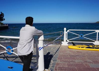 Imagen secundaria 1 - Aparece una granada en la playa de Ribadesella