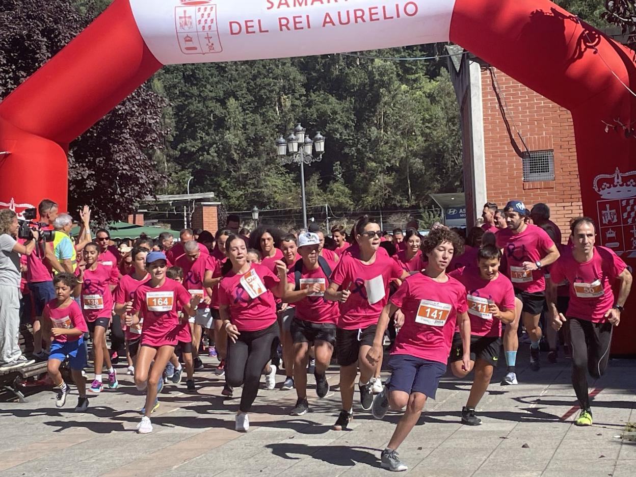 El momento de la carrera en favor de la Fundación Sandra Ibarra. 