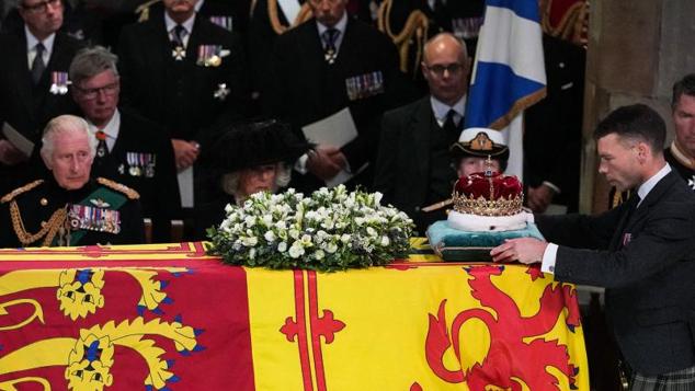 Fotos: Procesión de Isabel II en Edimburgo