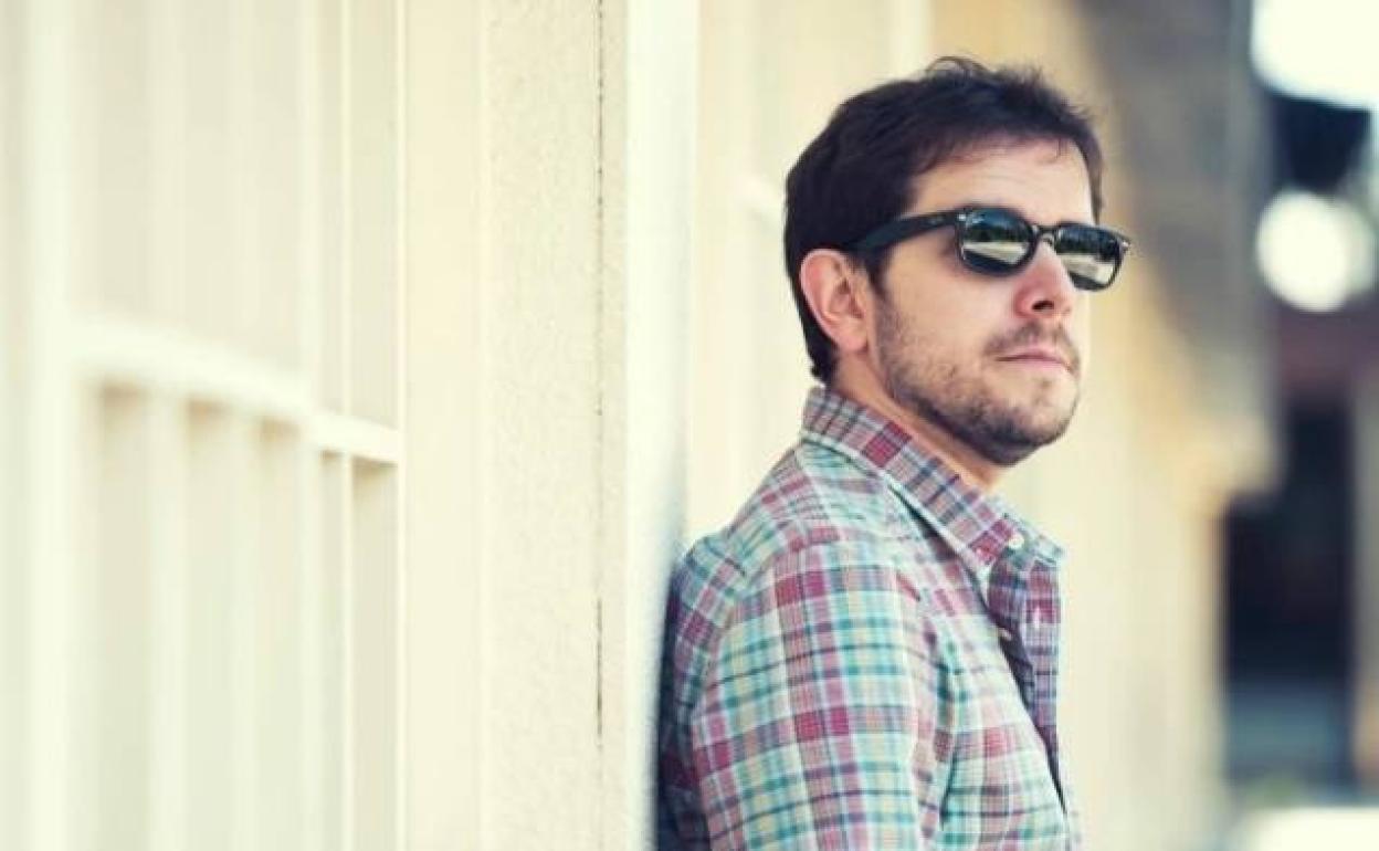 El músico madrileño Txetxu Altube actúa por partida doble en Oviedo.