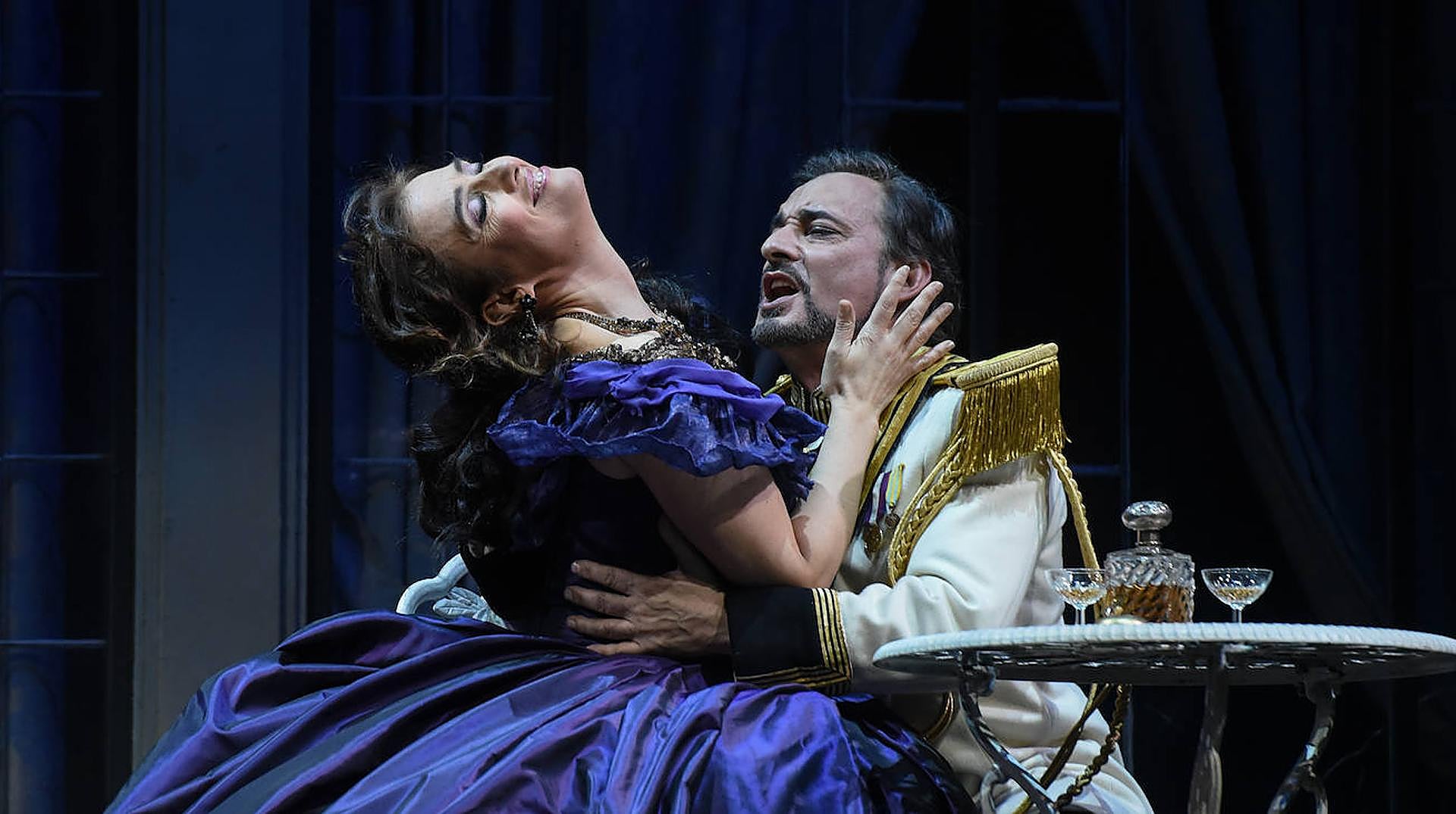 Teatro Campoamor: El templo de la lírica