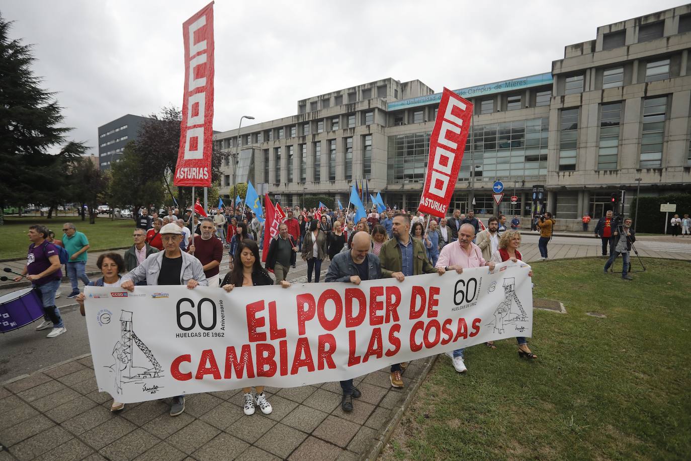 Fotos: Marcha en homenaje a los «hombres y mujeres que tuvieron coraje y valentía»