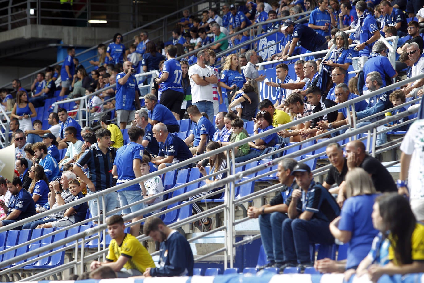 Fotos: ¿Estuviste en el Real Oviedo - Ibiza? ¡Búscate!
