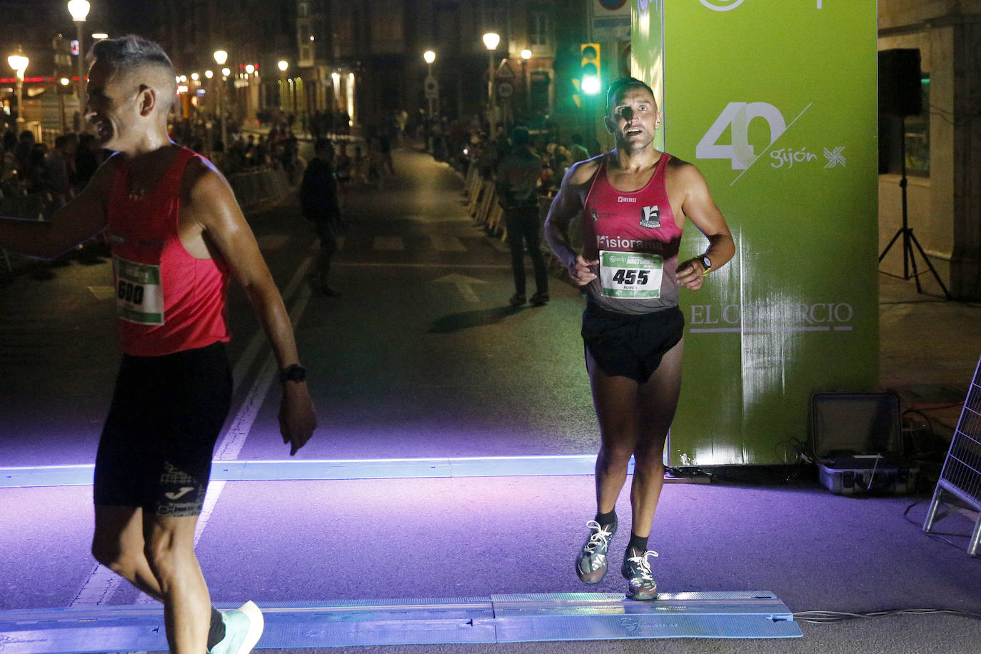 Fotos: ¿Estuviste en la EdP Carrera Nocturna Gijon 10K? ¡Búscate!