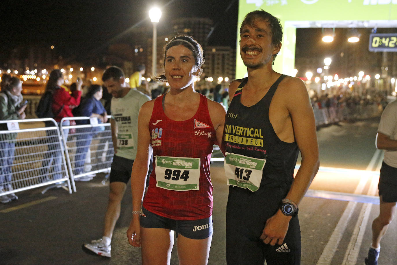 Fotos: ¿Estuviste en la EdP Carrera Nocturna Gijon 10K? ¡Búscate!