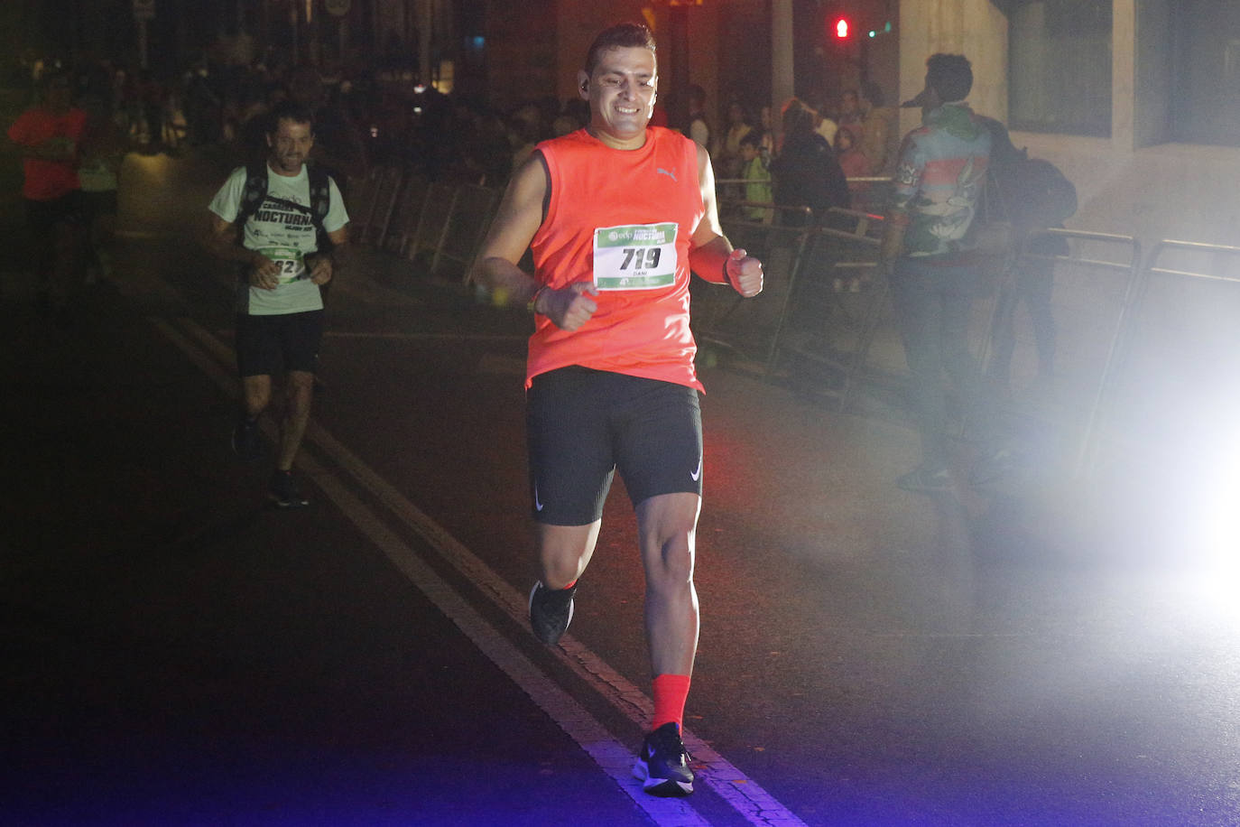 Fotos: ¿Estuviste en la EdP Carrera Nocturna Gijon 10K? ¡Búscate!