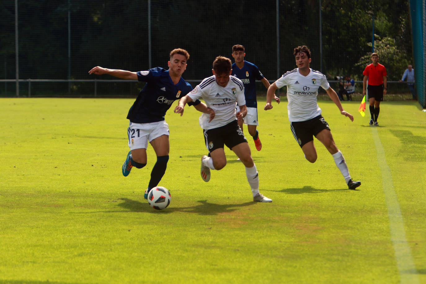 Fotos: Las mejores jugadas del Vetusta - Burgos