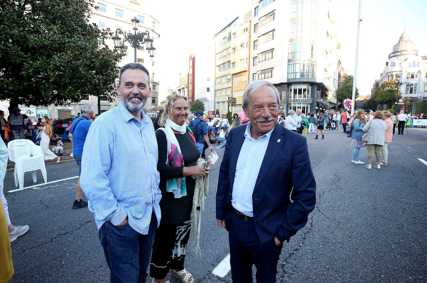 Fotos: Todas las imágenes del desfile del Día de América en Oviedo