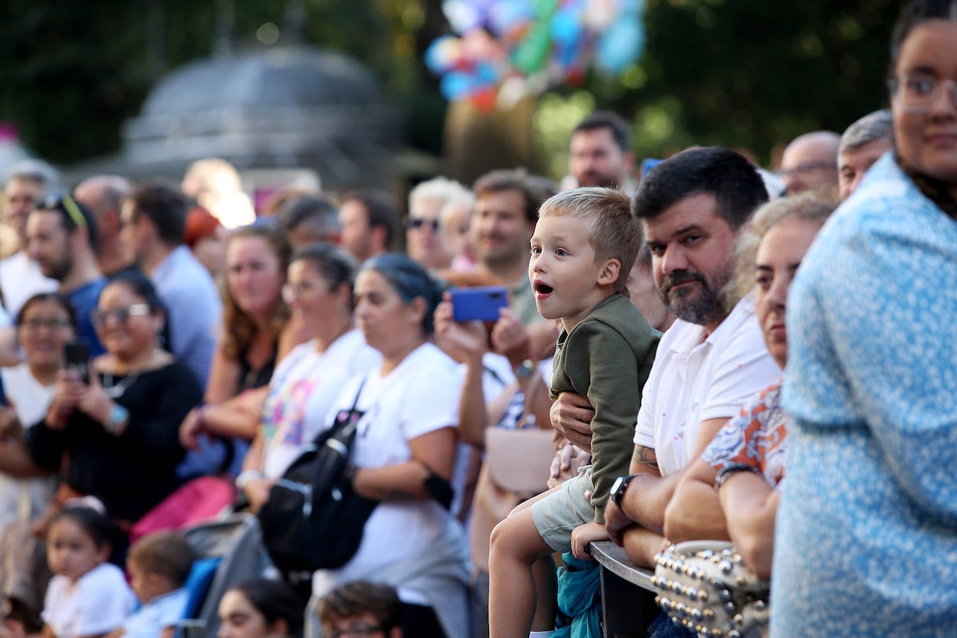 Fotos: Todas las imágenes del desfile del Día de América en Oviedo