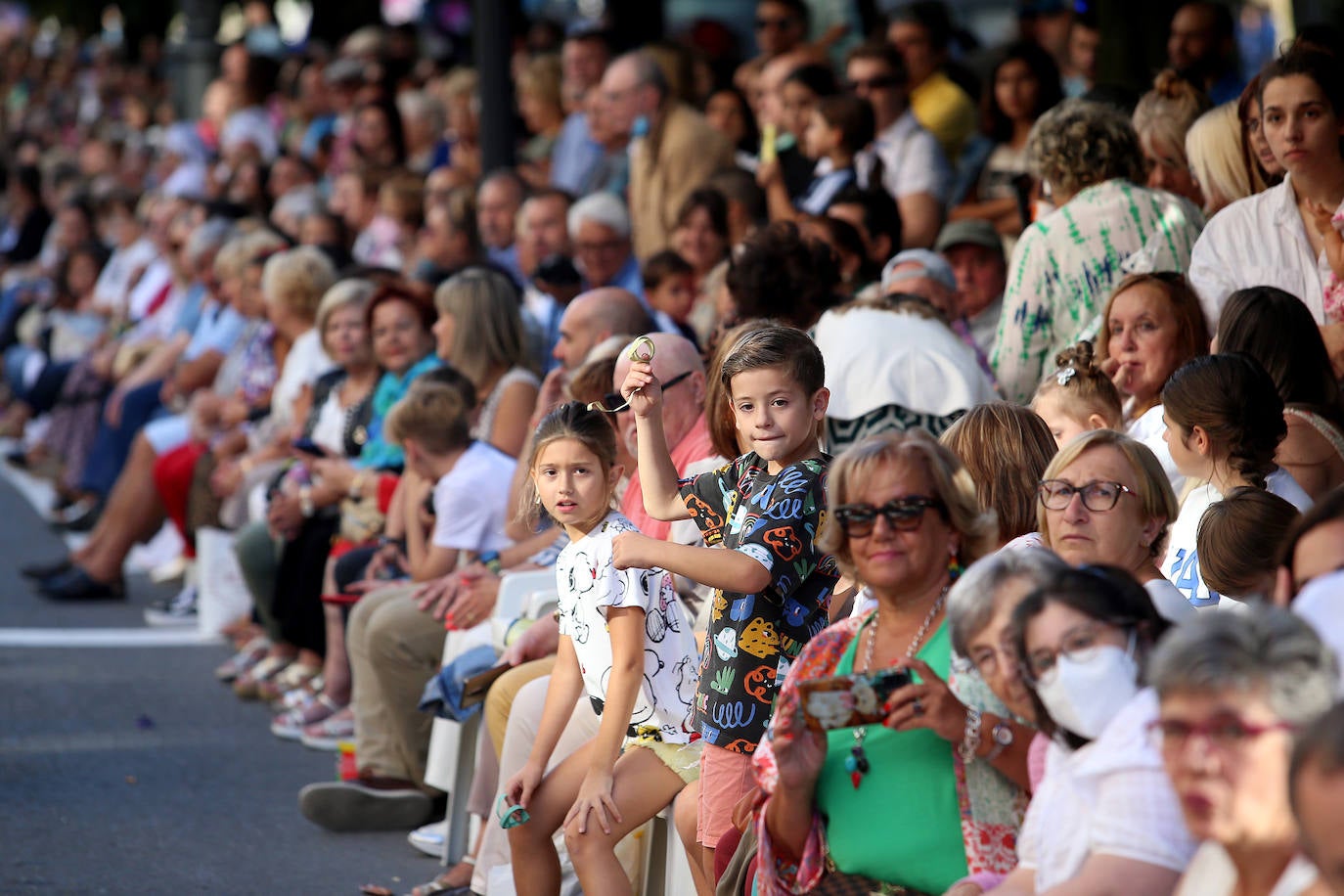 Fotos: Todas las imágenes del desfile del Día de América en Oviedo