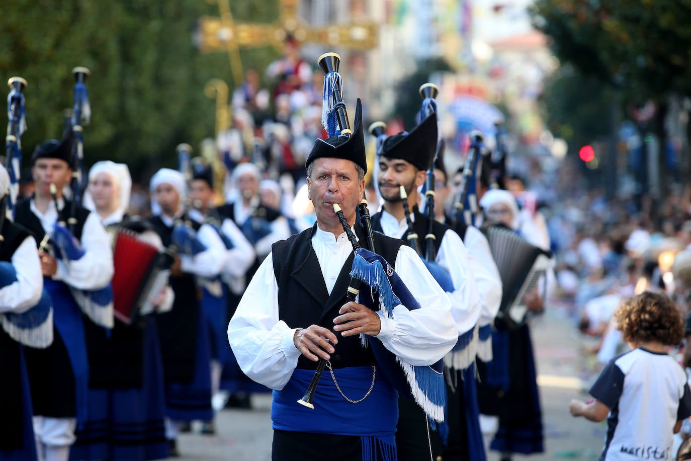 Fotos: Todas las imágenes del desfile del Día de América en Oviedo