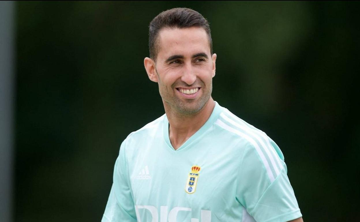 Ángel Montoro, centrocampista del Real Oviedo