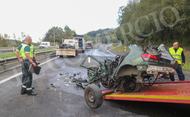 Fotos: Grave accidente en la A-66 a la altura de Soto de Ribera