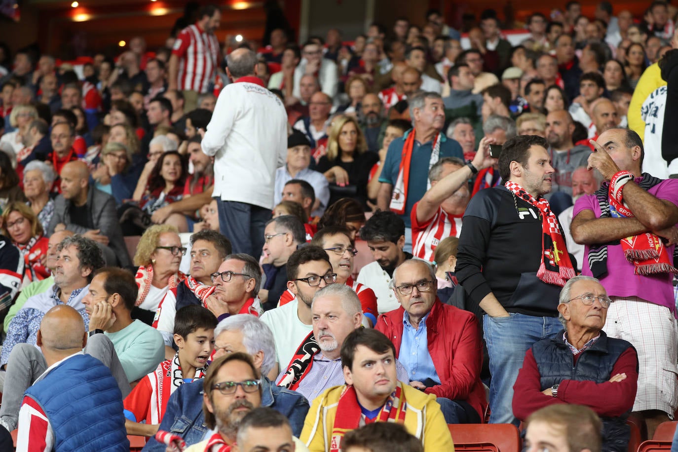 Fotos: ¿Estuviste en el Sporting - Ibiza? ¡Búscate!