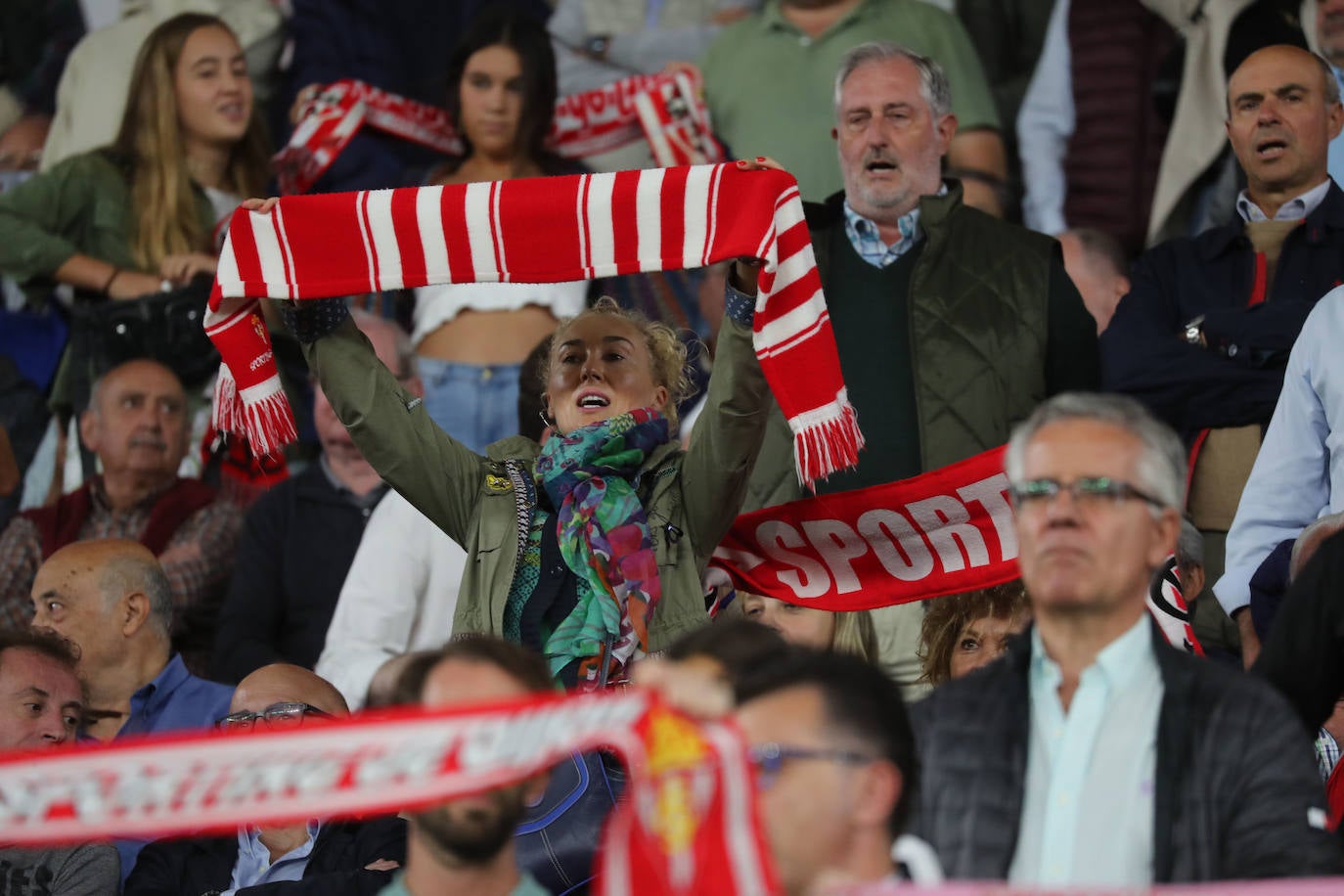 Fotos: ¿Estuviste en el Sporting - Ibiza? ¡Búscate!