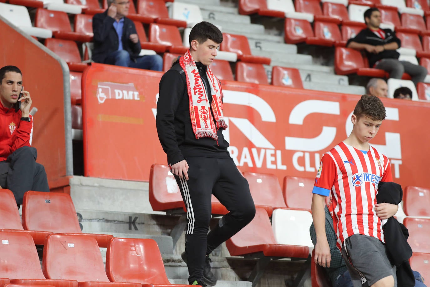 Fotos: ¿Estuviste en el Sporting - Ibiza? ¡Búscate!