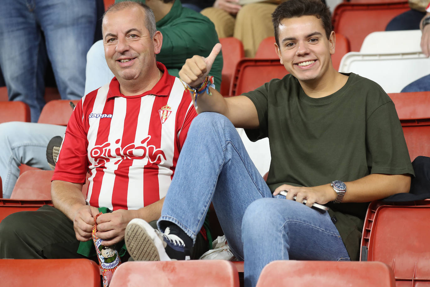 Fotos: ¿Estuviste en el Sporting - Ibiza? ¡Búscate!