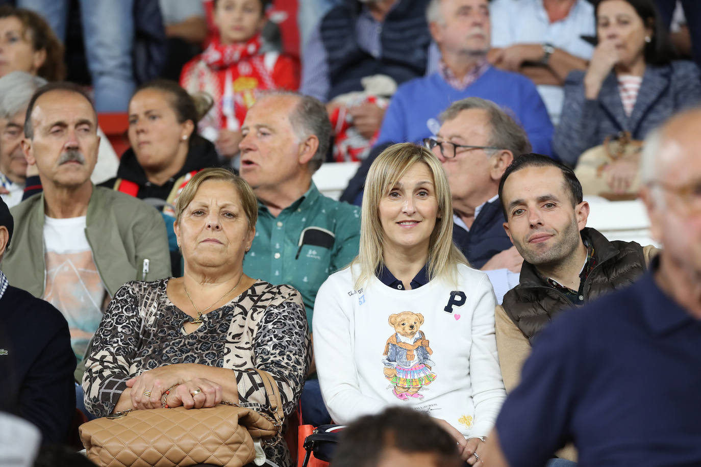 Fotos: ¿Estuviste en el Sporting - Ibiza? ¡Búscate!