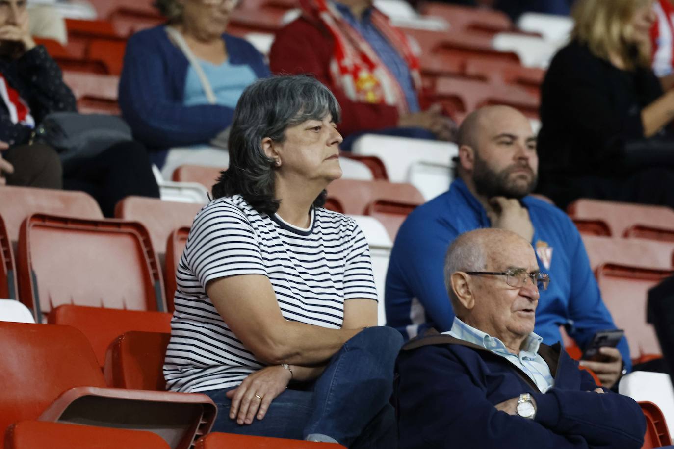 Fotos: ¿Estuviste en el Sporting - Ibiza? ¡Búscate!