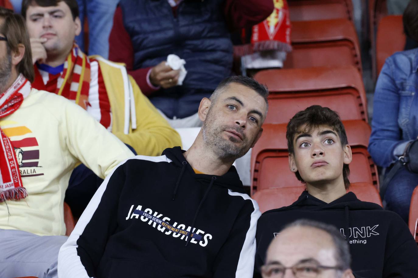 Fotos: ¿Estuviste en el Sporting - Ibiza? ¡Búscate!