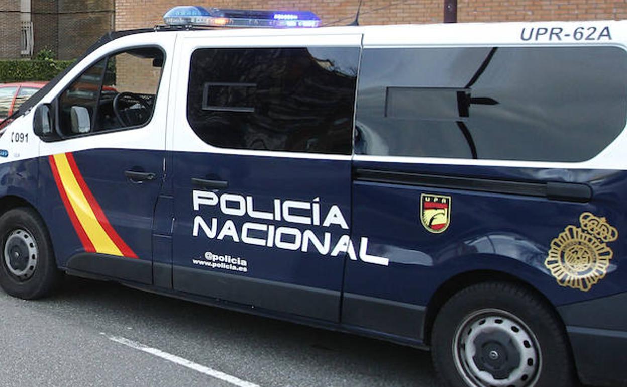 Un furgón de la Policía Nacional. 