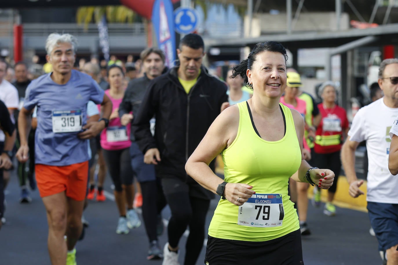 Fotos: Multitudinaria carrera popular del Grupo Covadonga y Santa Olaya