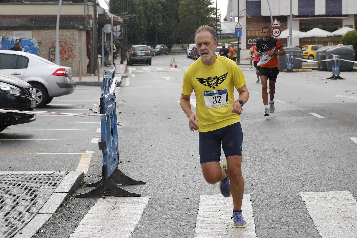 Fotos: Multitudinaria carrera popular del Grupo Covadonga y Santa Olaya