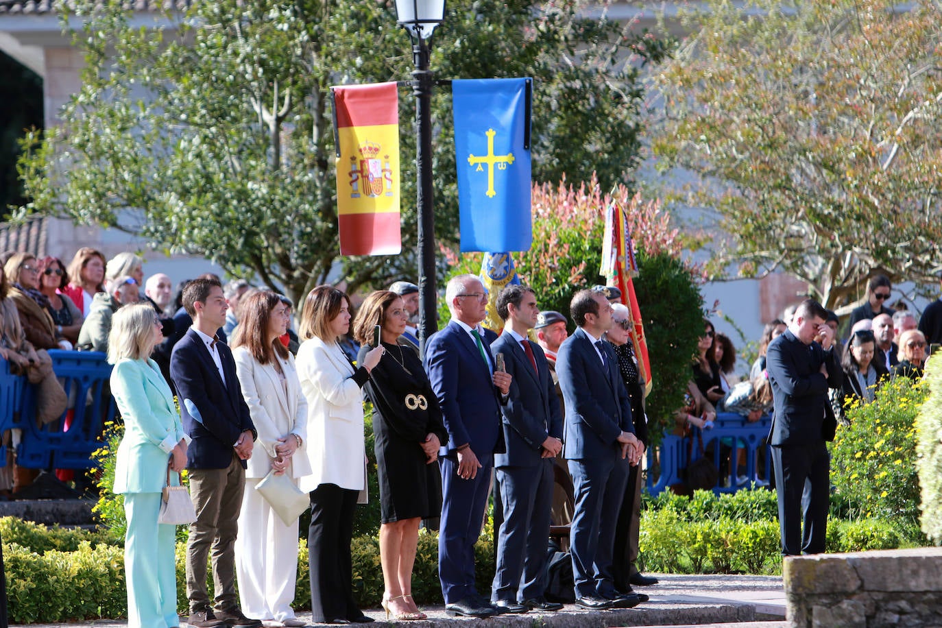 Fotos: Multitudinaria jura de bandera civil en Covadonga