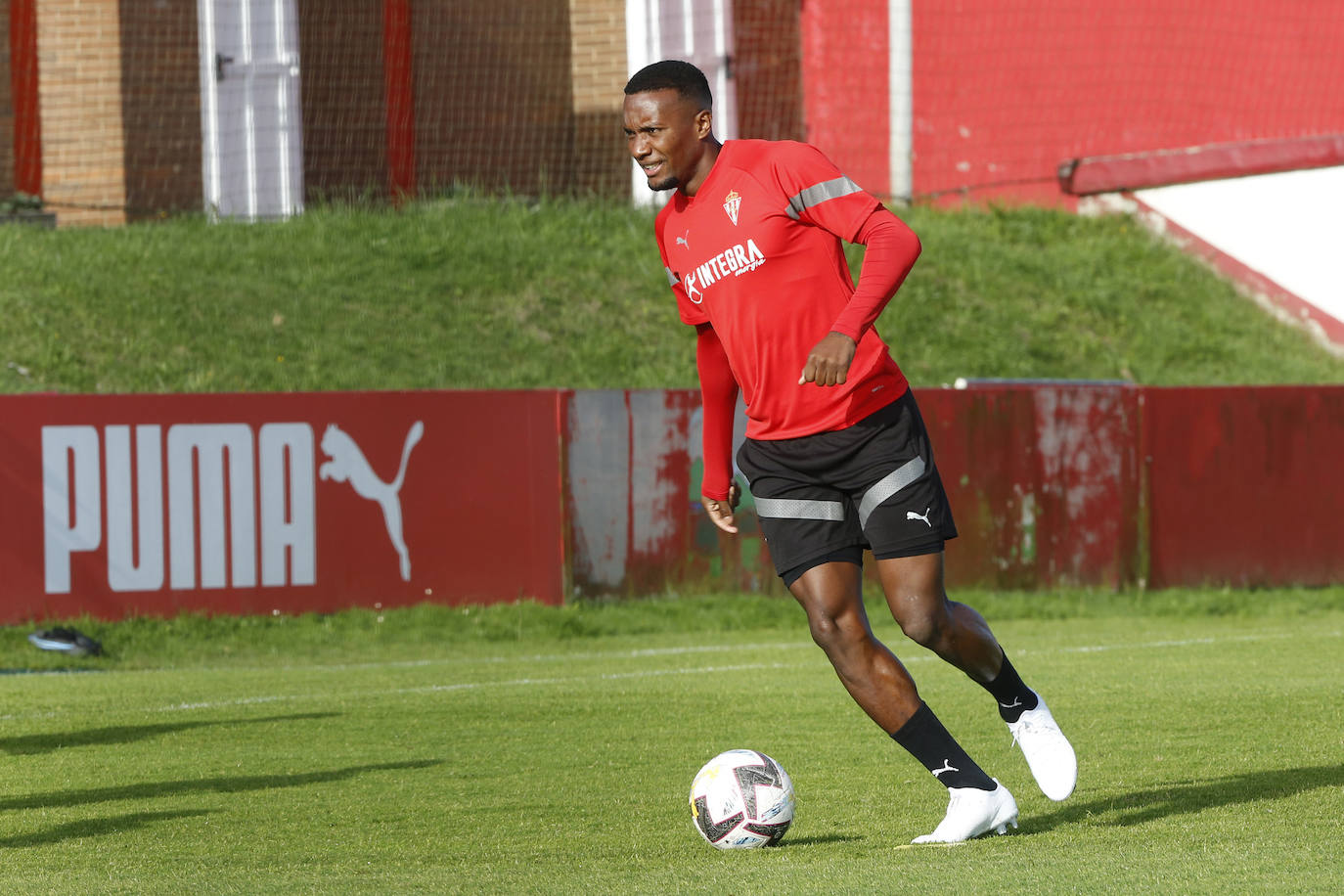 Fotos: Entrenamiento del Sporting (4-10-22)