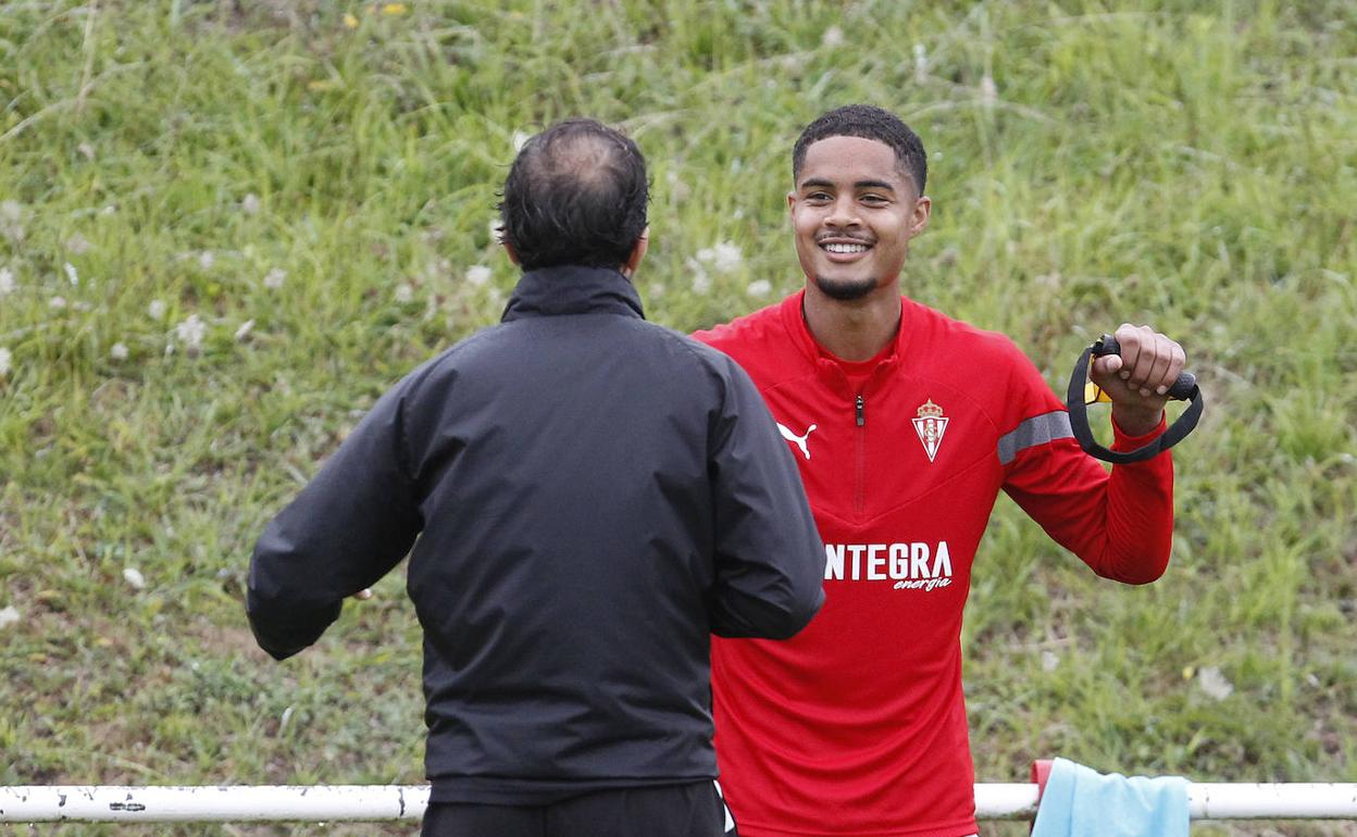 Jonathan Varane, durante un entrenamiento con el filial. 