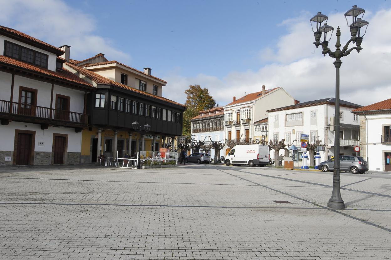 Imagen de archivo de una farola en Muros de Nalón. 