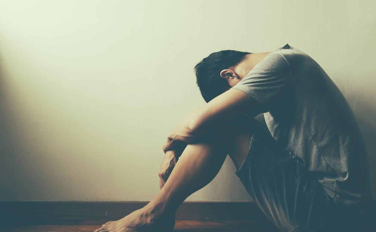 Según datos de Sanidad, una de cada tres personas que llama al 024 es menor de treinta años