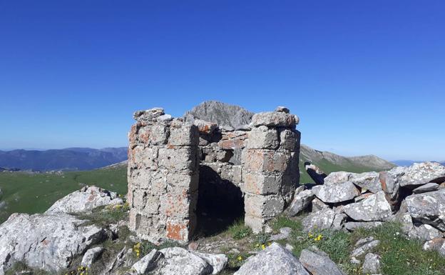 El Parque Natural de Las Ubiñas-La Mesa cuenta con múltiples restos de la Guerra Civil española,. 