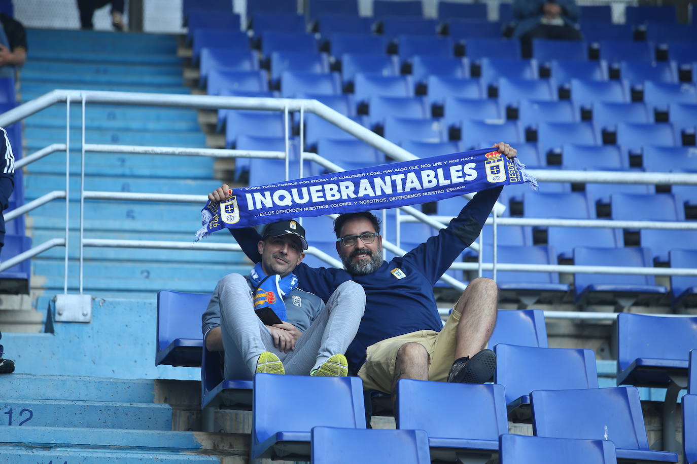 Fotos: ¿Estuviste en el Real Oviedo - Huesca en el Carlos Tartiere?¡Búscate!