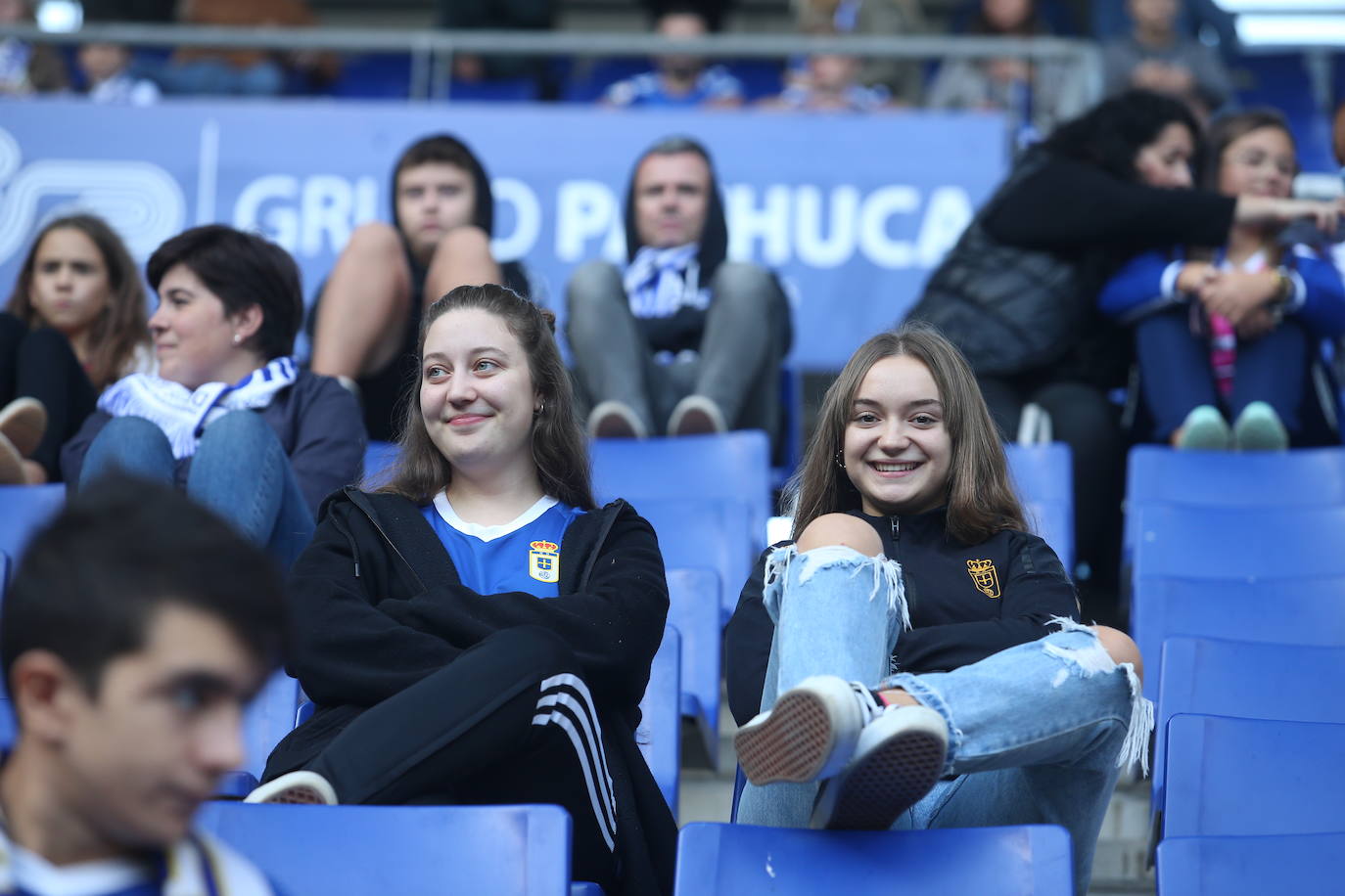 Fotos: ¿Estuviste en el Real Oviedo - Huesca en el Carlos Tartiere?¡Búscate!