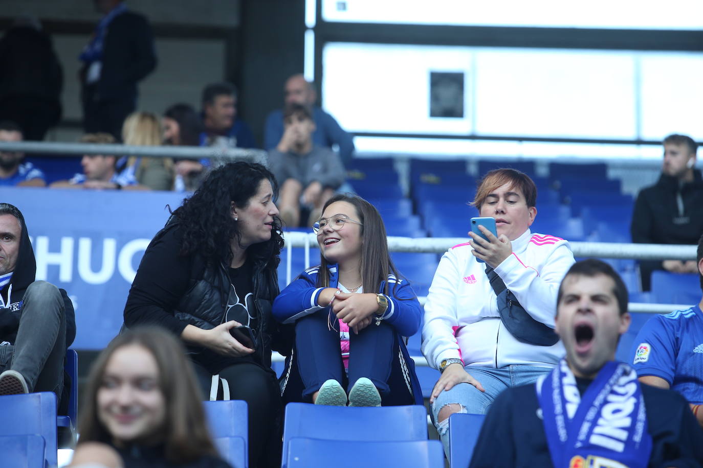 Fotos: ¿Estuviste en el Real Oviedo - Huesca en el Carlos Tartiere?¡Búscate!