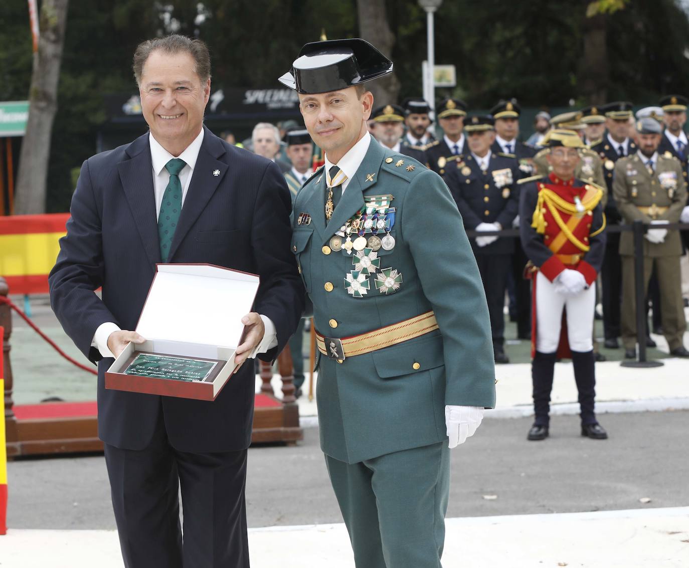 Fotos: La Guardia Civil de Gijón celebra el Pilar