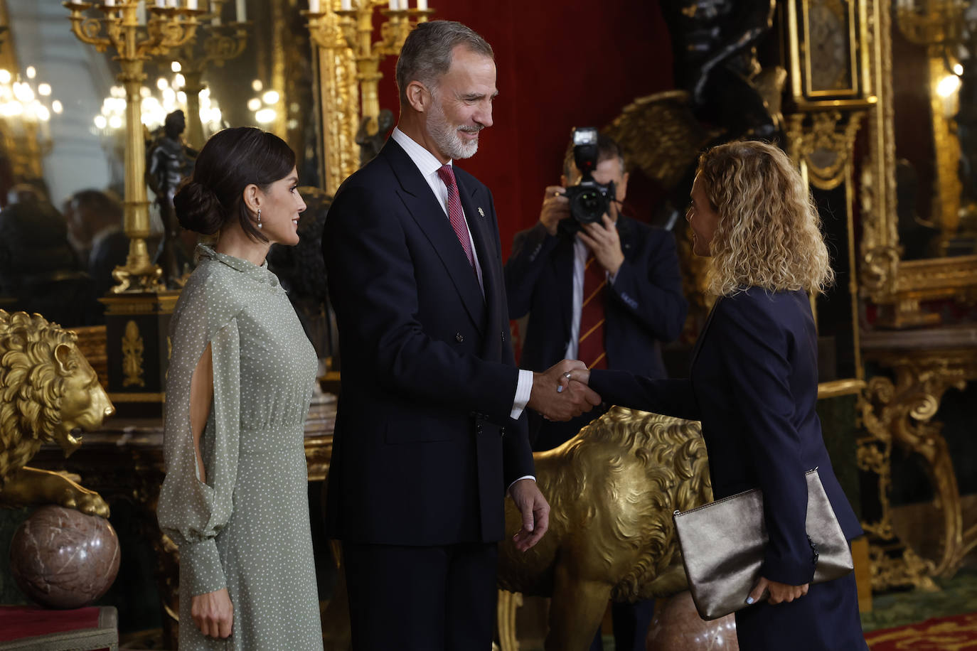 Fotos: Así ha sido la recepción a las autoridades en el Palacio Real