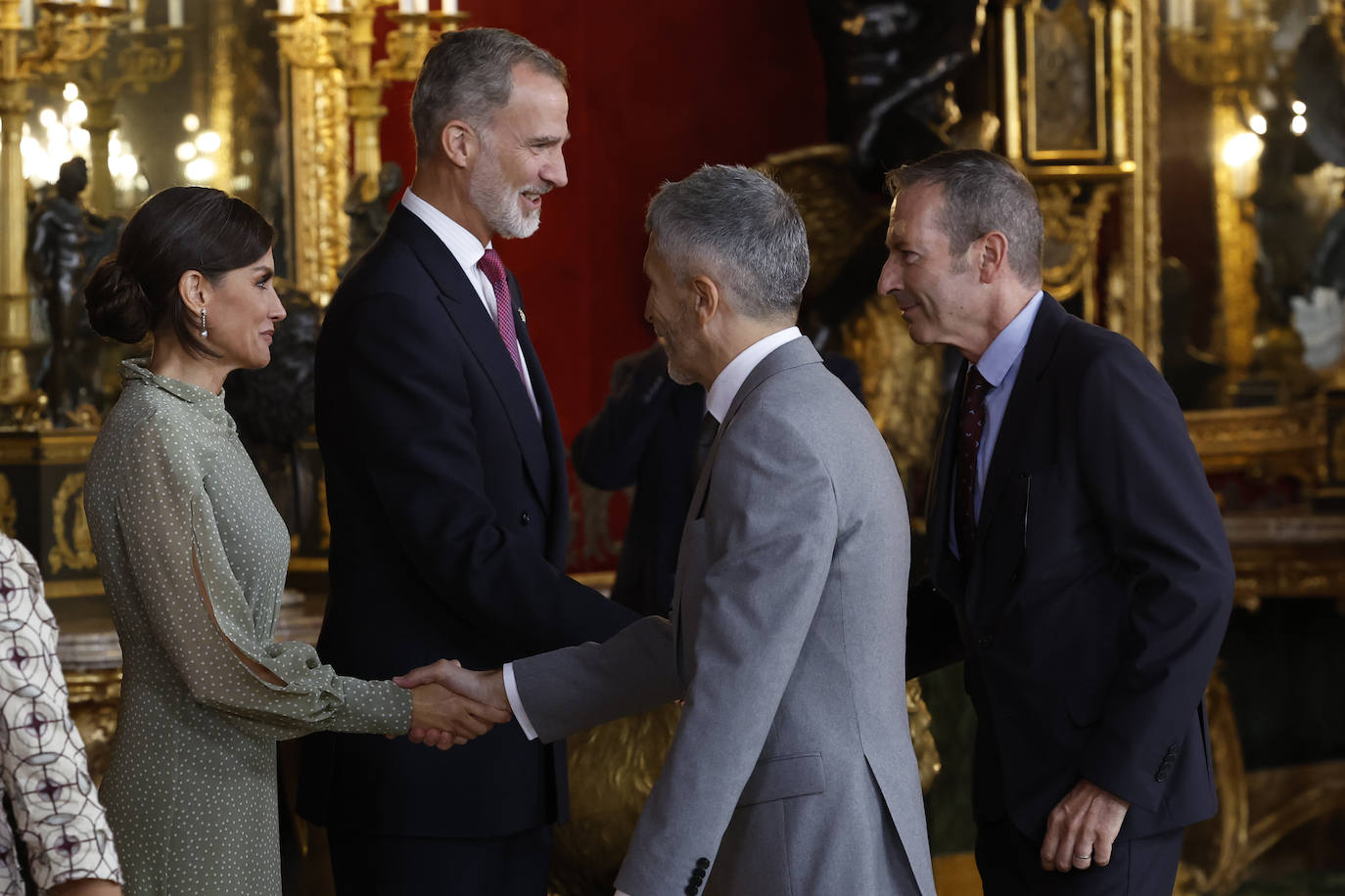 Fotos: Así ha sido la recepción a las autoridades en el Palacio Real
