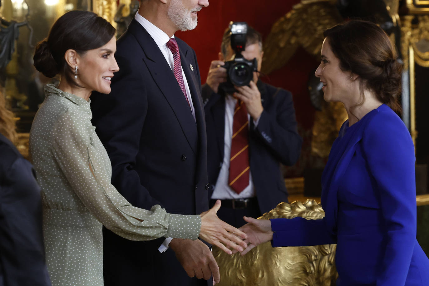 Fotos: Así ha sido la recepción a las autoridades en el Palacio Real
