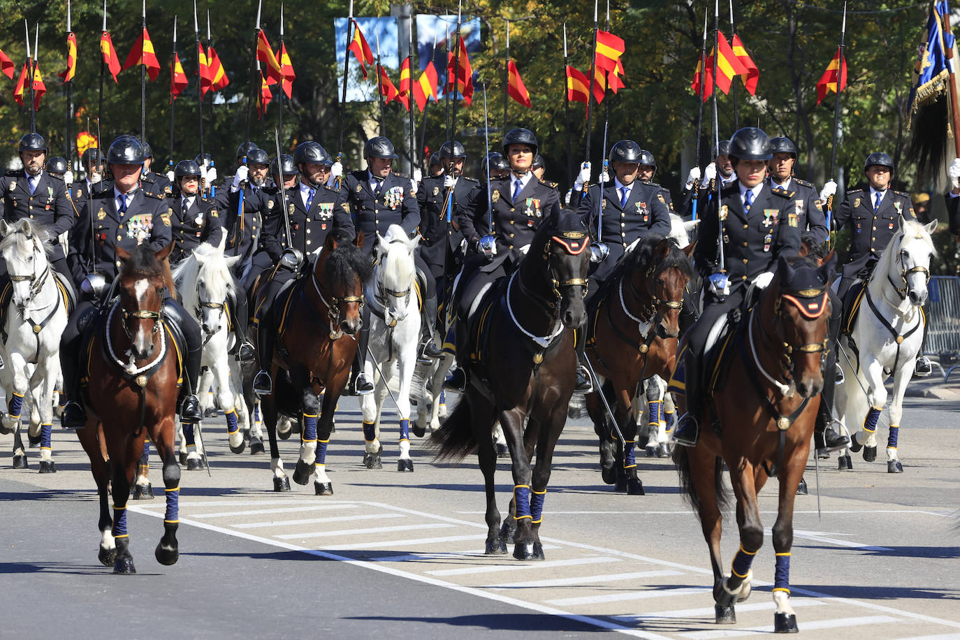 Fotos: Las imágenes del desfile del 12 de octubre presidido por los Reyes