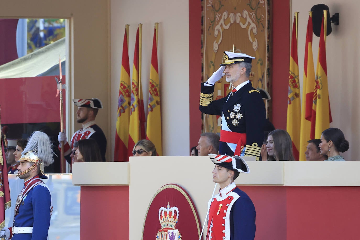 Fotos: Las imágenes del desfile del 12 de octubre presidido por los Reyes